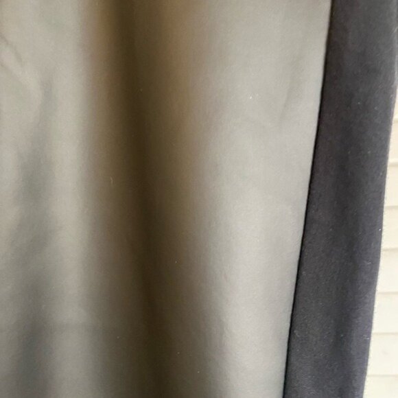 Mossimo Black Faux Leather Pants Size 14 With Zipper Accent & Stretch Back Panel - Picture 4 of 5